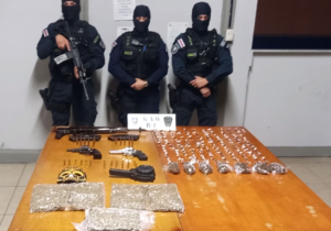Los oficiales de Fuerza Pública decomisaron drogas, armas y municiones en operativos realizados en Tirráses de Curridabat.